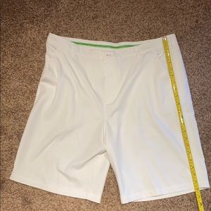 Men’s White Izod Golf Shorts